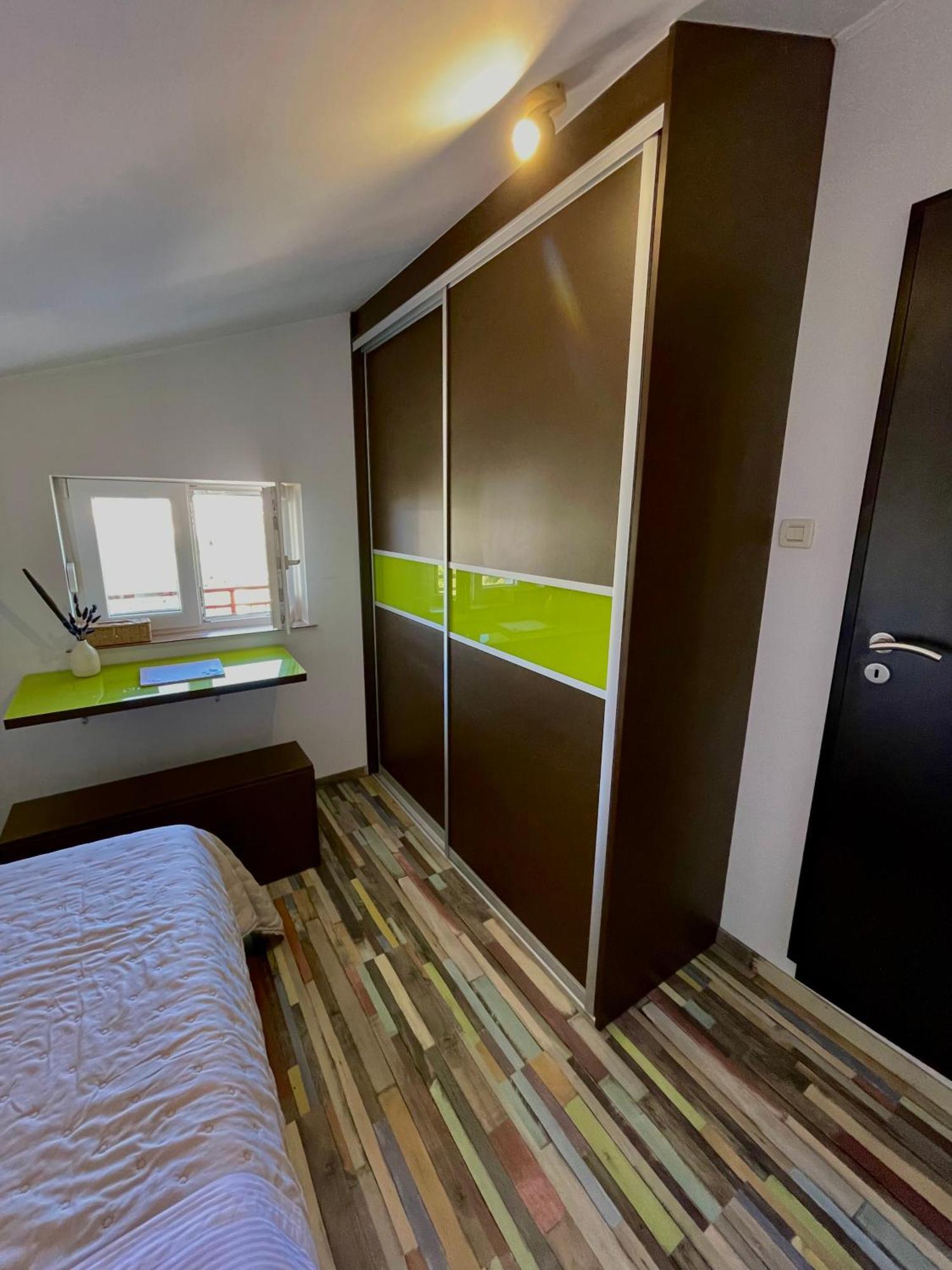 Tranquilo Apartment Kaštela Стая снимка